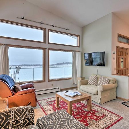 Spacious Family Home With Deck And Million-Dollar View Anchorage Buitenkant foto